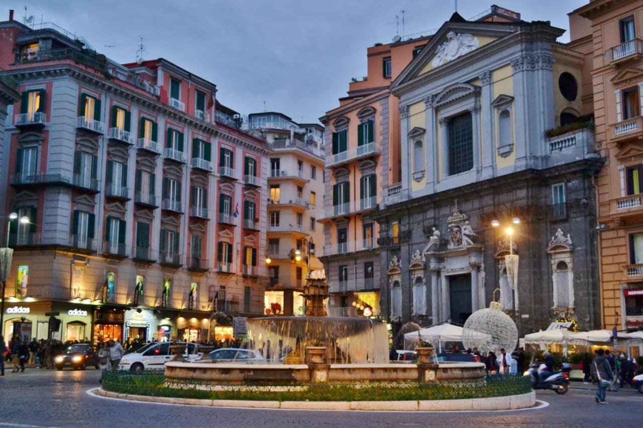 Core E Core Naples Exterior photo